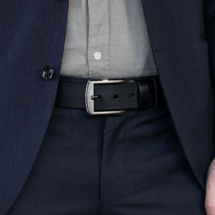 Skinnbelte sort skinn