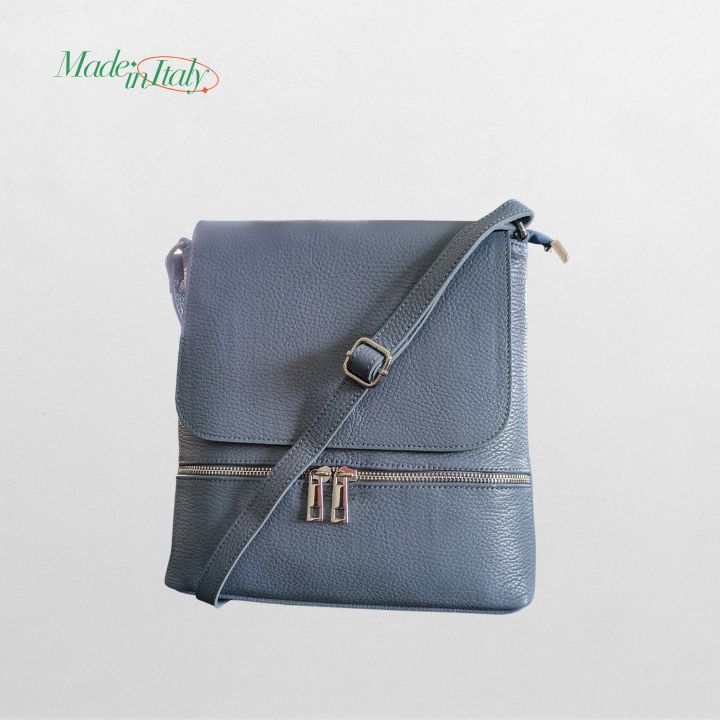 Din nye favorittveske fra Italia er her – i ekte skinn og nydelig blåfarge