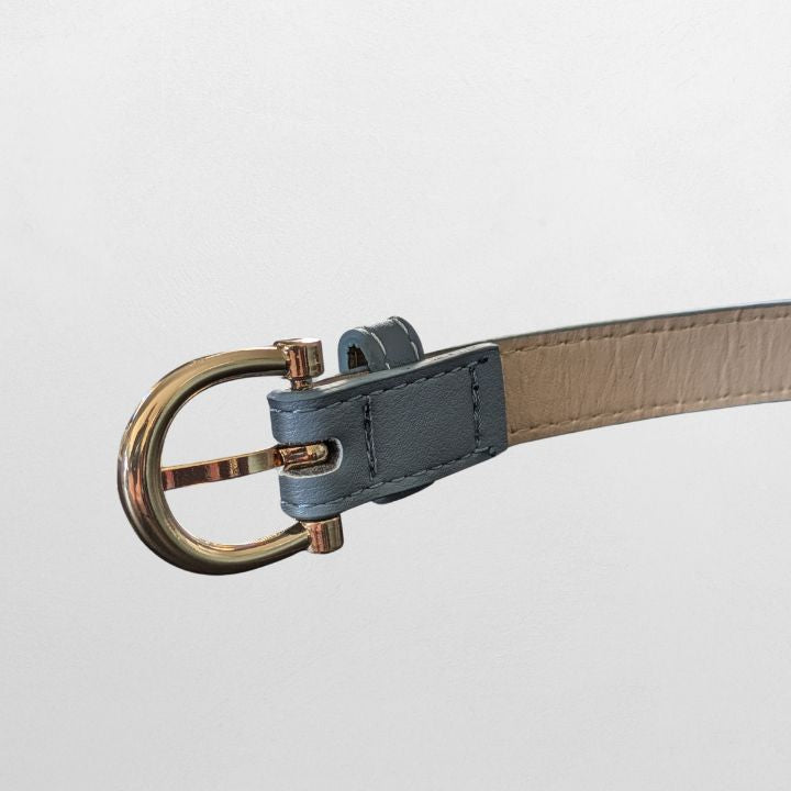 Damebelte i blått skinn