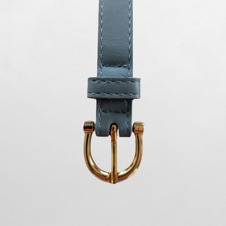 Damebelte i blått skinn