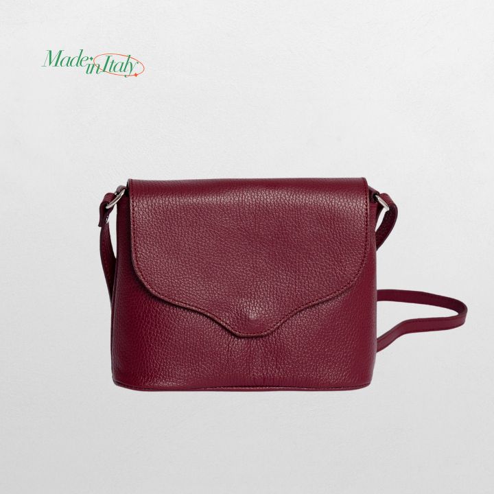 Klassisk skinnveske i dyp burgunder – ekte italiensk kvalitet