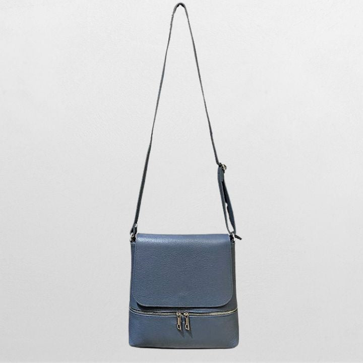 Din nye favorittveske fra Italia er her – i ekte skinn og nydelig blåfarge