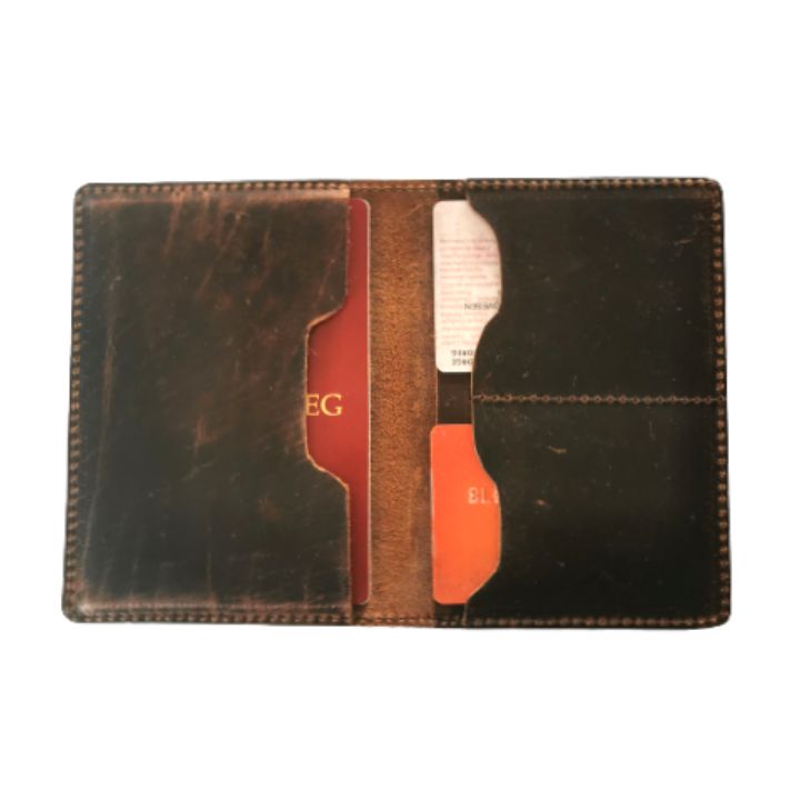 Pass og Kortholder fra Pegaso D`Oro i Kraftig Eksklusivt Brunt Skinn - Zantani.no