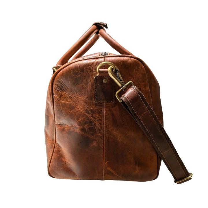 Klassisk weekendbag i ekte skinn. Gratis frakt